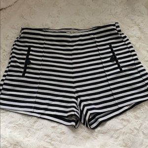 ⛵️ High waisted pinstripe shorts ⛵️